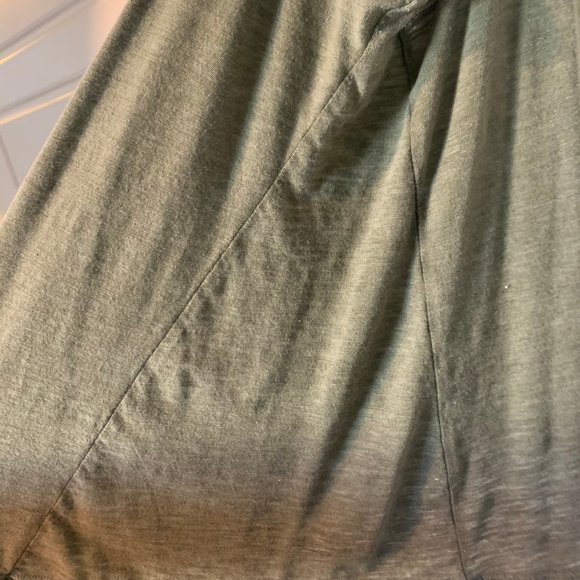 Universal Thread Tank Top - Picture 4 of 4